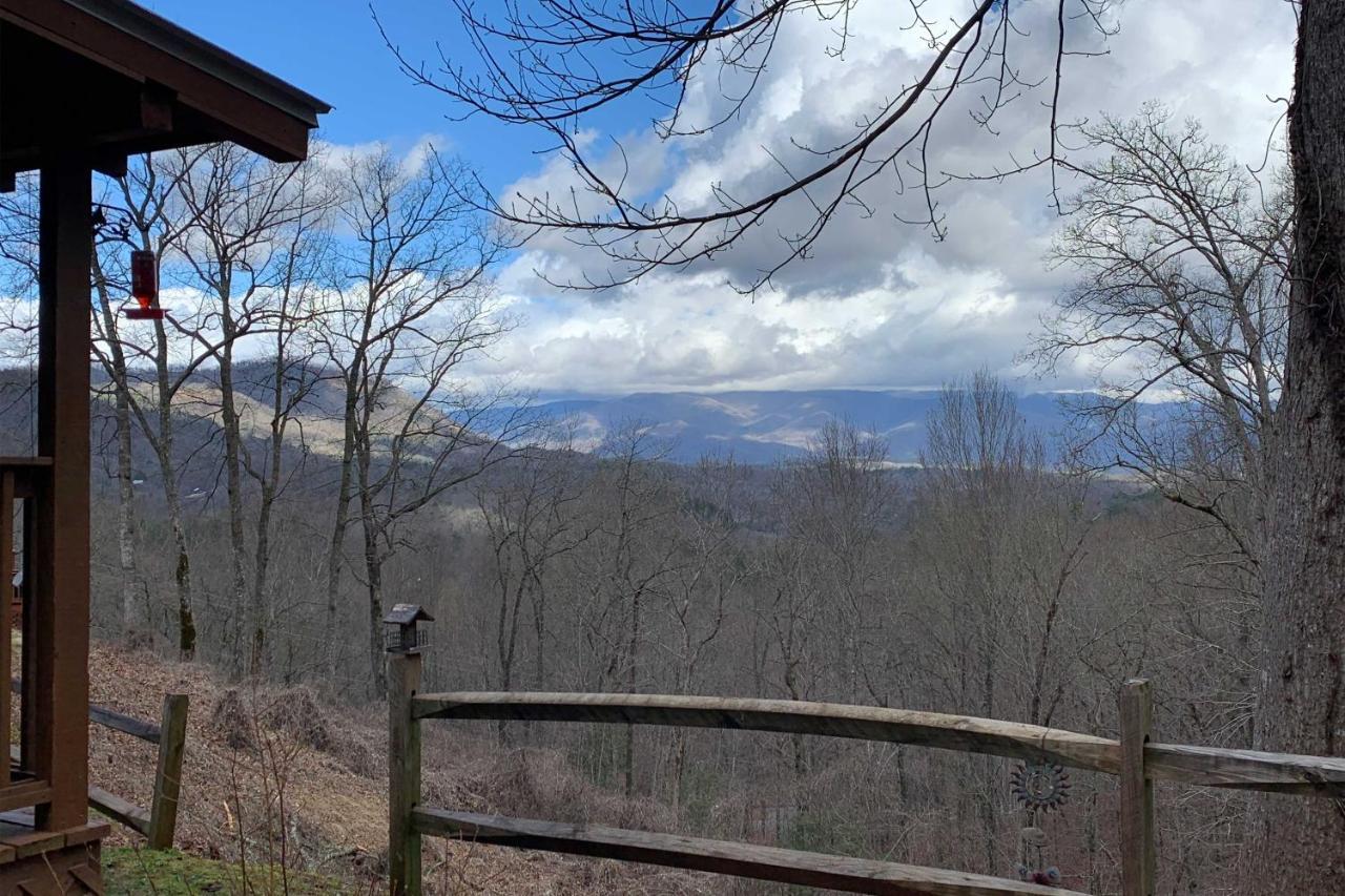 Cozy Cabin With Hot Tub And Smoky Mountain Views! Villa Брайсън Сити Екстериор снимка